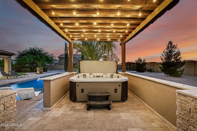 806 W DESERT RANCH Road, Phoenix, AZ 85086