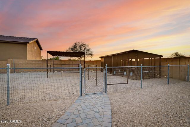 806 W DESERT RANCH Road, Phoenix, AZ 85086