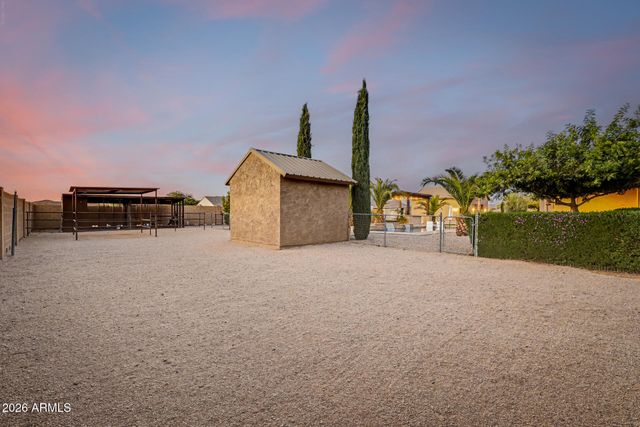 806 W DESERT RANCH Road, Phoenix, AZ 85086