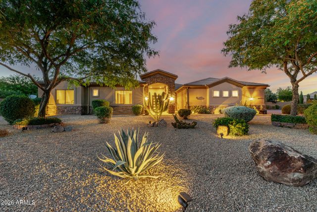 806 W DESERT RANCH Road, Phoenix, AZ 85086