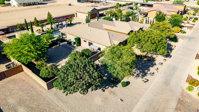 806 W DESERT RANCH Road, Phoenix, AZ 85086