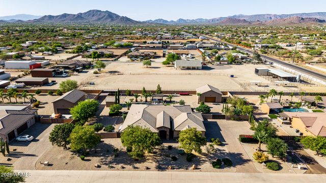 806 W DESERT RANCH Road, Phoenix, AZ 85086