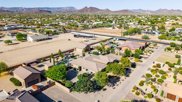 806 W DESERT RANCH Road, Phoenix, AZ 85086
