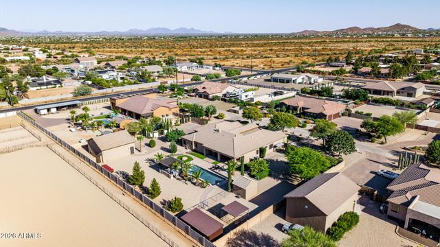 806 W DESERT RANCH Road, Phoenix, AZ 85086