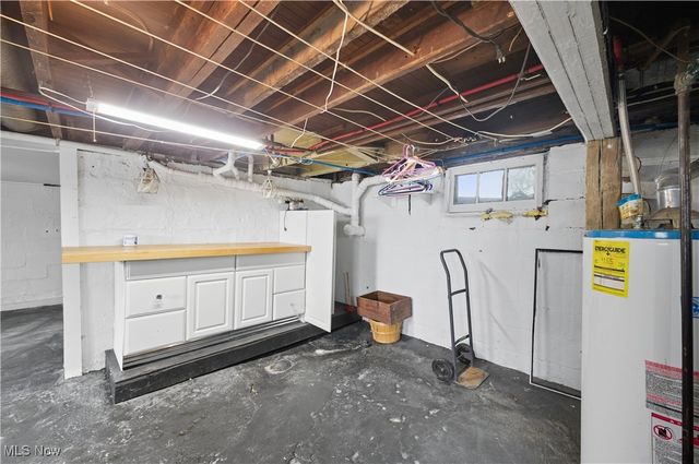 589 Briggs Road, Leavittsburg, OH 44430