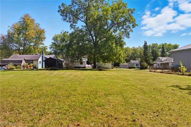 589 Briggs Road, Leavittsburg, OH 44430