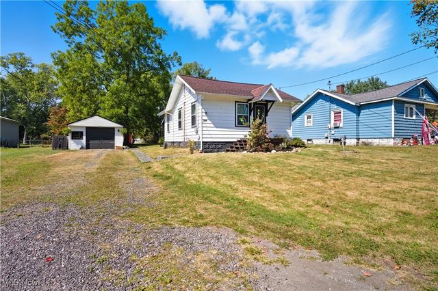 589 Briggs Road, Leavittsburg, OH 44430