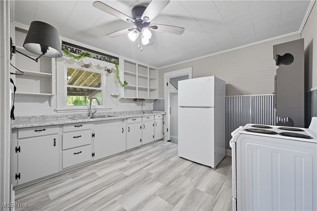 589 Briggs Road, Leavittsburg, OH 44430