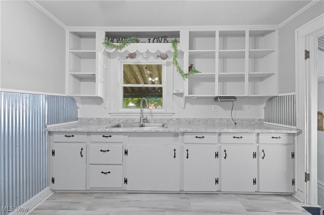 589 Briggs Road, Leavittsburg, OH 44430