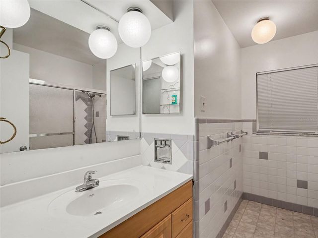 562 E TARPON BOULEVARD NW, Port Charlotte, FL 33952
