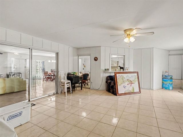 562 E TARPON BOULEVARD NW, Port Charlotte, FL 33952