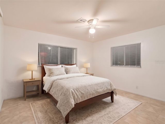 562 E TARPON BOULEVARD NW, Port Charlotte, FL 33952