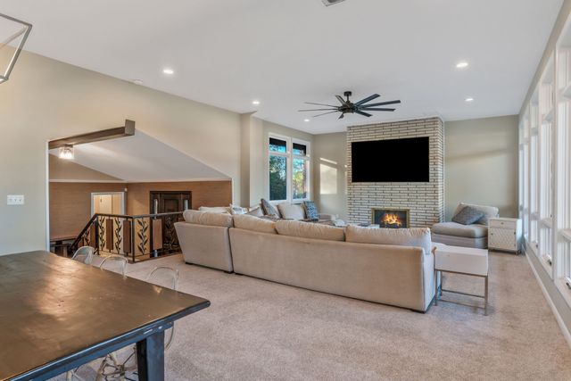 4 Hidden Acres Dr, Lebanon, TN 37087