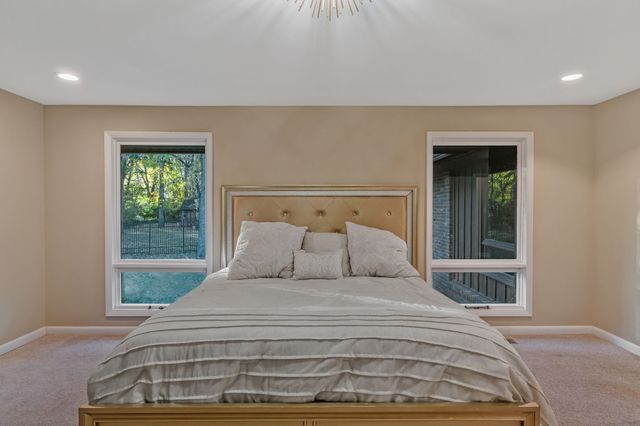 4 Hidden Acres Dr, Lebanon, TN 37087