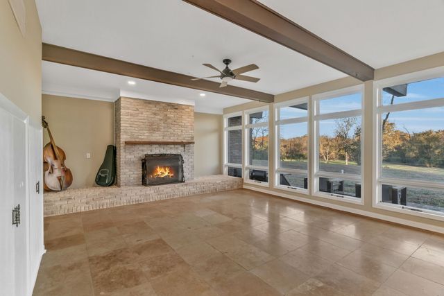 4 Hidden Acres Dr, Lebanon, TN 37087