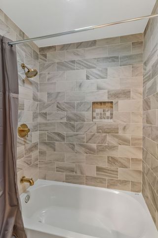 4 Hidden Acres Dr, Lebanon, TN 37087