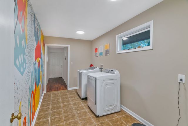 4 Hidden Acres Dr, Lebanon, TN 37087