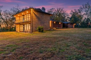 4 Hidden Acres Dr, Lebanon, TN 37087