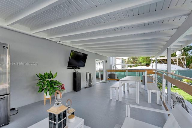 3711 SW 27th Terrace, Miami, FL 33134