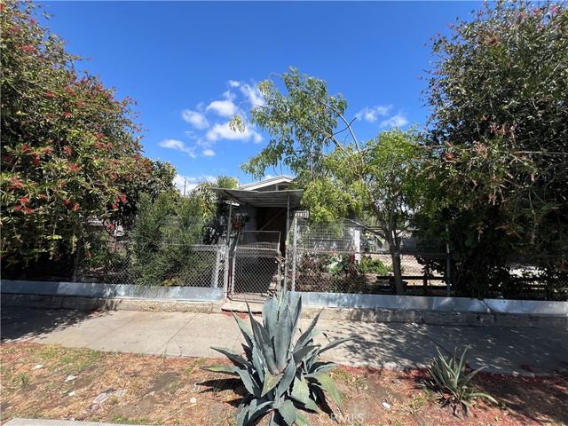 9214 Compton, Los Angeles, CA 90002