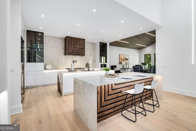 1000 Clementstone lot 1 Drive, Sandy Springs, GA 30342