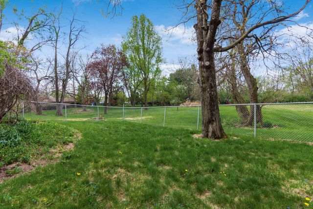 3561 Kingsway Drive, Columbus, OH 43221