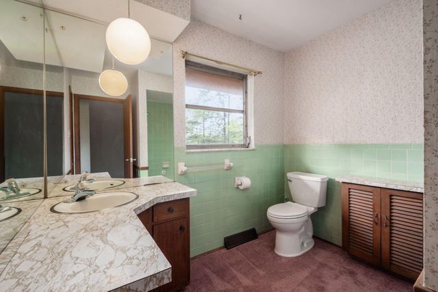 3561 Kingsway Drive, Columbus, OH 43221
