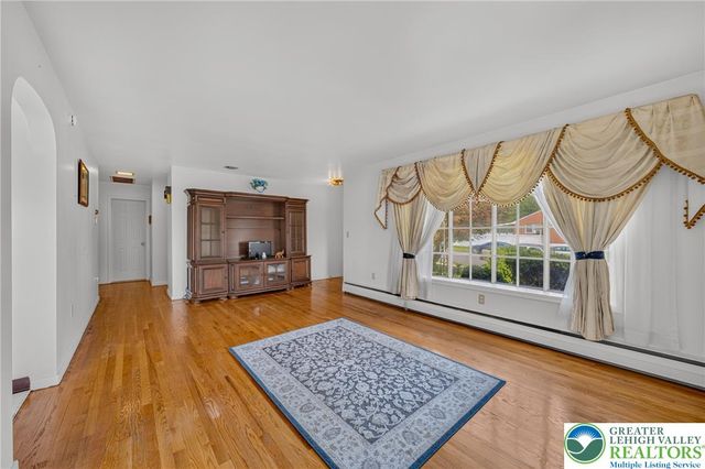 2404 South Street, Allentown City, PA 18104
