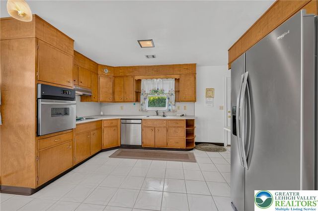 2404 South Street, Allentown City, PA 18104