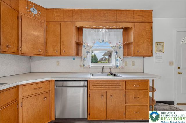 2404 South Street, Allentown City, PA 18104