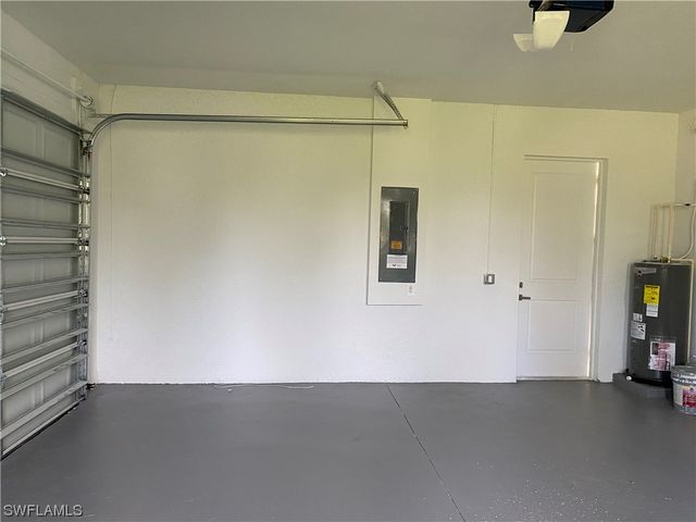 3303 16th ST SW, Lehigh Acres, FL 33976