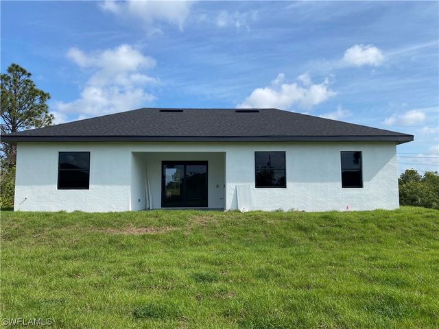 3303 16th ST SW, Lehigh Acres, FL 33976