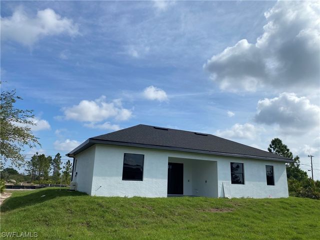 3303 16th ST SW, Lehigh Acres, FL 33976