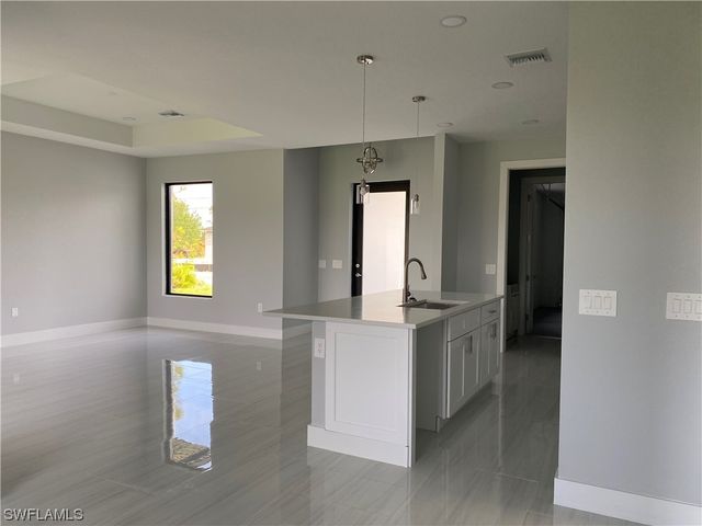 3303 16th ST SW, Lehigh Acres, FL 33976