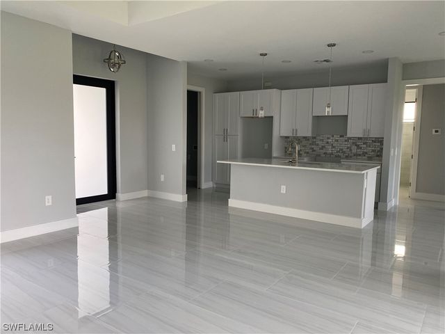 3303 16th ST SW, Lehigh Acres, FL 33976