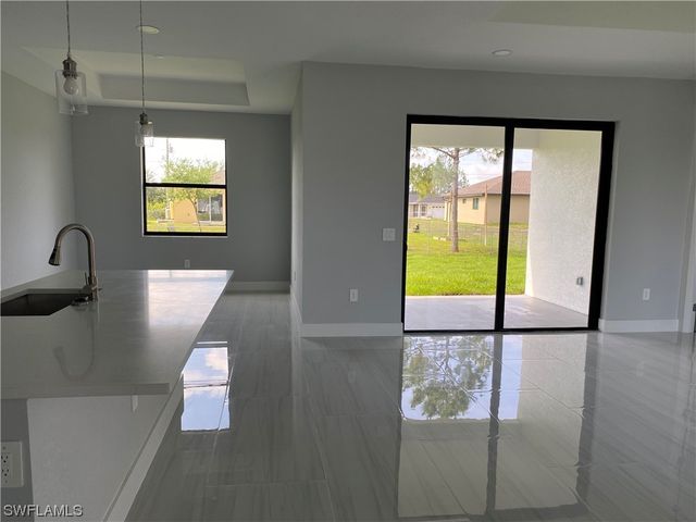 3303 16th ST SW, Lehigh Acres, FL 33976