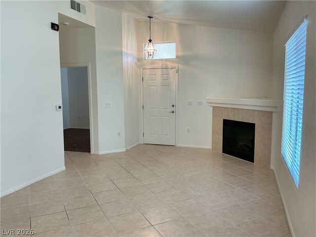 3411 CACTUS MOUNTAIN Street 203, Las Vegas, NV 89129