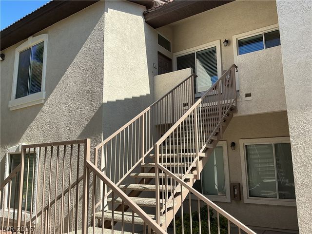 3411 CACTUS MOUNTAIN Street 203, Las Vegas, NV 89129