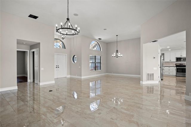 5104 E LONGBOAT BOULEVARD, Tampa, FL 33615