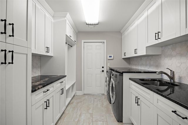 5104 E LONGBOAT BOULEVARD, Tampa, FL 33615