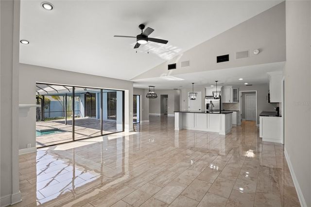 5104 E LONGBOAT BOULEVARD, Tampa, FL 33615