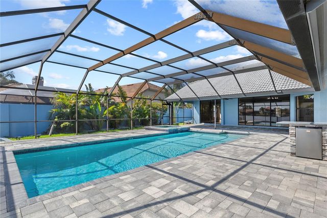 5104 E LONGBOAT BOULEVARD, Tampa, FL 33615