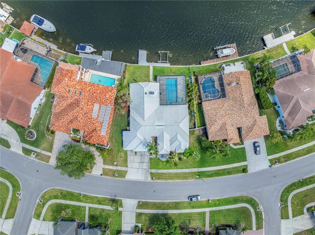 5104 E LONGBOAT BOULEVARD, Tampa, FL 33615