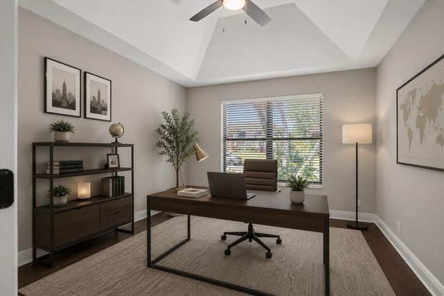 5104 E LONGBOAT BOULEVARD, Tampa, FL 33615
