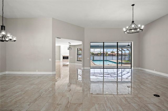 5104 E LONGBOAT BOULEVARD, Tampa, FL 33615