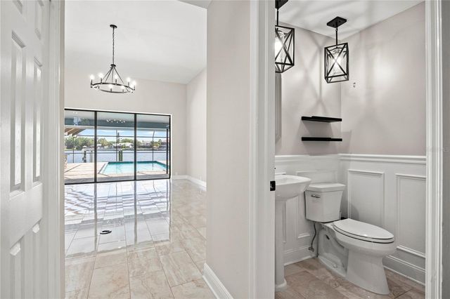 5104 E LONGBOAT BOULEVARD, Tampa, FL 33615