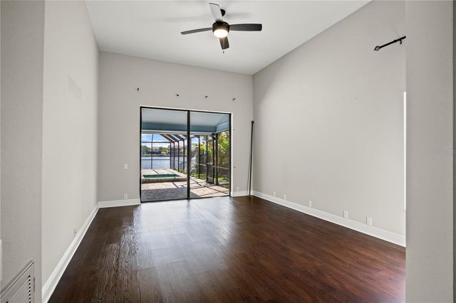 5104 E LONGBOAT BOULEVARD, Tampa, FL 33615