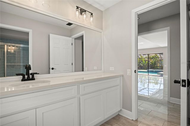 5104 E LONGBOAT BOULEVARD, Tampa, FL 33615
