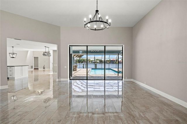 5104 E LONGBOAT BOULEVARD, Tampa, FL 33615