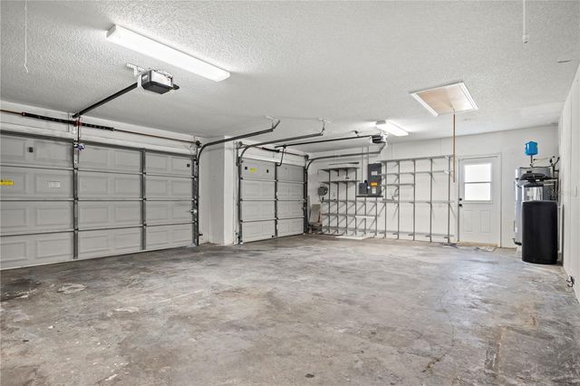 5104 E LONGBOAT BOULEVARD, Tampa, FL 33615